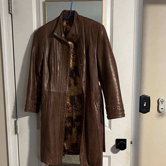 Vakko Women's Brown Leather Jacket - Picture 1 of 5